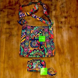 Vera Bradley hipster & wristlet set- Venetian p